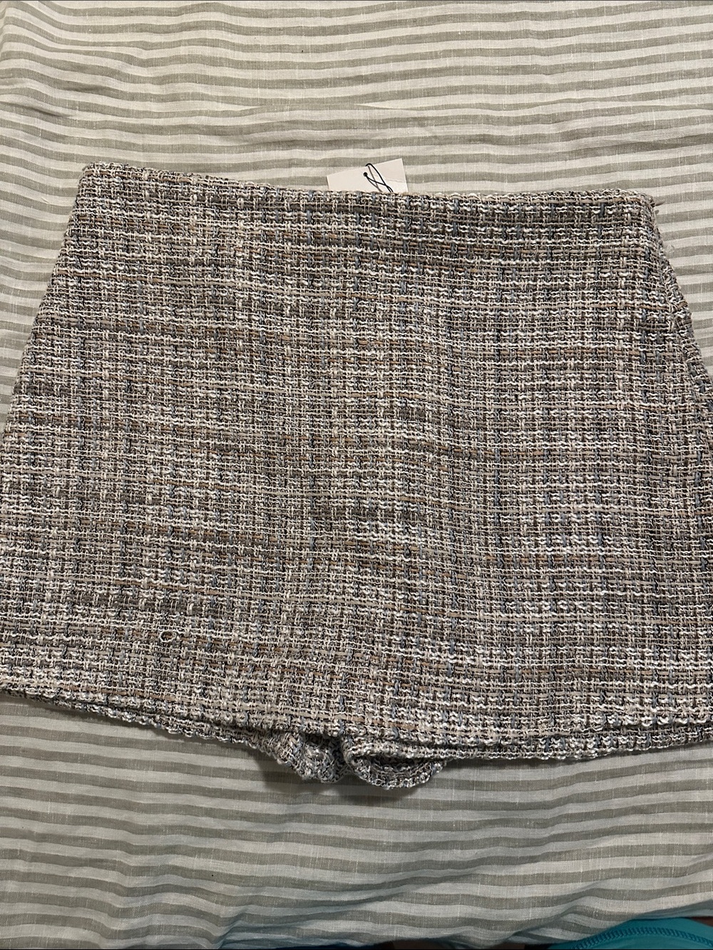 Zara Tweed High-Waist Shorts in Beige and Cream